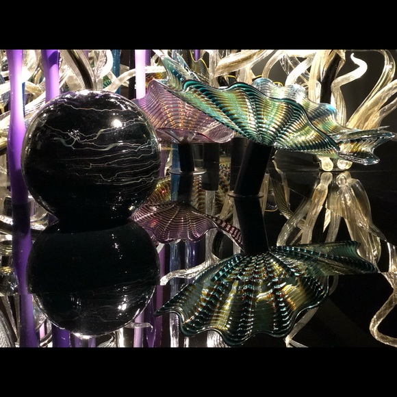 Meet your Posher, Kris - Picture 2 of 5